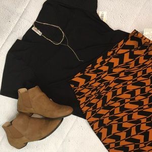 Cassie XL- Lularoe